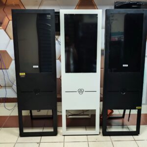 32 Inch A-Type Black Standee – Sleek LED Display